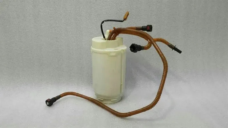 Porsche Cayenne 957 Fuel Pump Electric 95562093201 Fuel Pump Right 4.8 V8