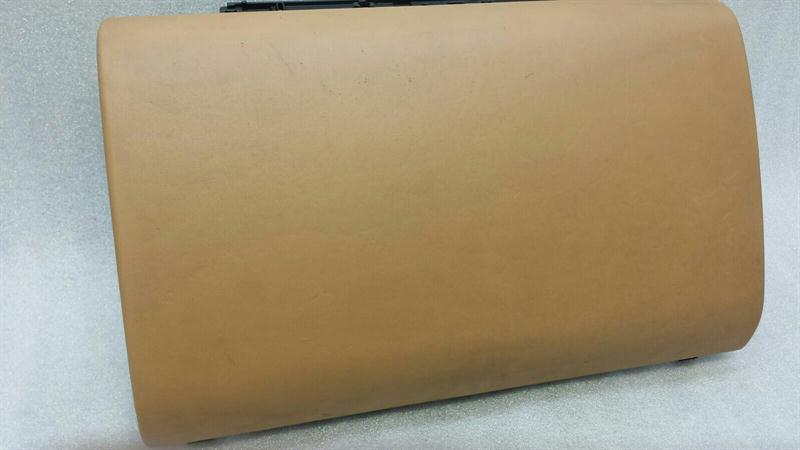 Porsche Cayenne 957 Glovebox 95552121008G1 Glove Tray Leather Leather