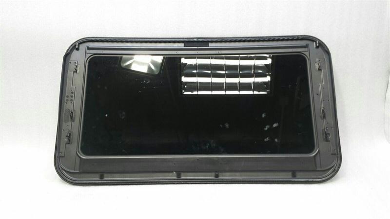 Porsche Cayenne 957 Sunroof Glass 95556400220 Sliding Sunroof Glass 7L0877055B