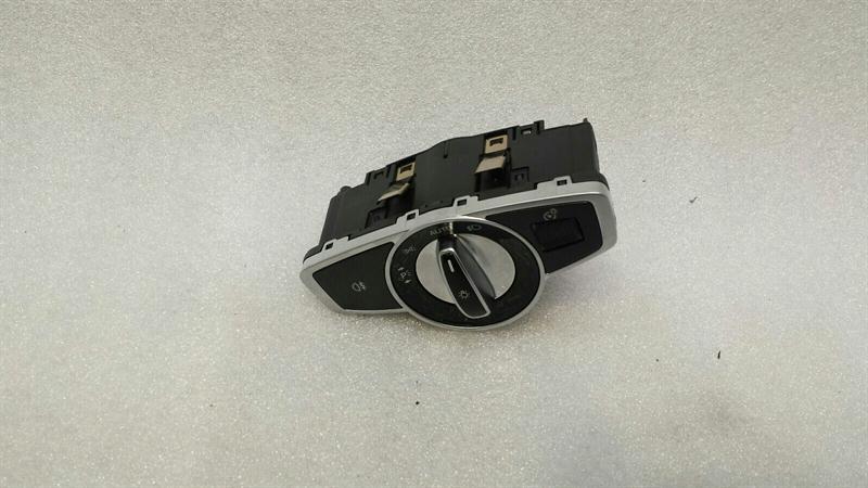 Mercedes C Class W205 Headlight Switch A2059057007 Light Switch C220