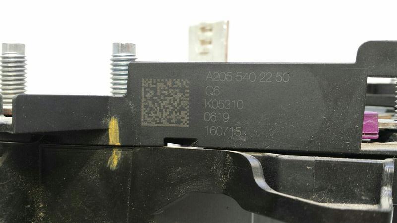 Mercedes C Class W205 Fuse Box A2055402250 Fuse Box OM651