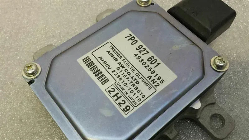 Porsche Cayenne 958 92A Oil Pump Module 7P0927601 Oil Pump Control Unit