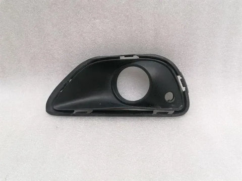 Porsche Cayenne 958 92a Foglamp Cover 7P5807824 RIGHT Fog Lights Grille
