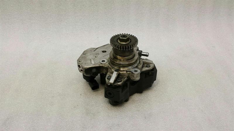 Mercedes E Class W207 Fuel Pump Mechanical A6420700801 Fuel Pump OM642 V6