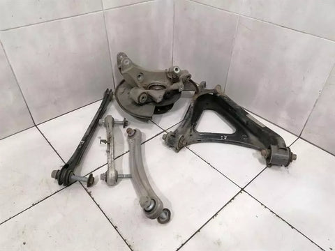 Porsche Cayenne 958 92A left rear hub 95833161110 wheel bearing housing rear left
