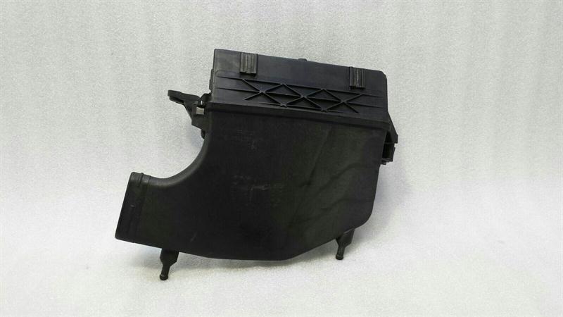 Mercedes E Class W207 Left Airbox A6420903501 Air Filter Box Left OM642 V6