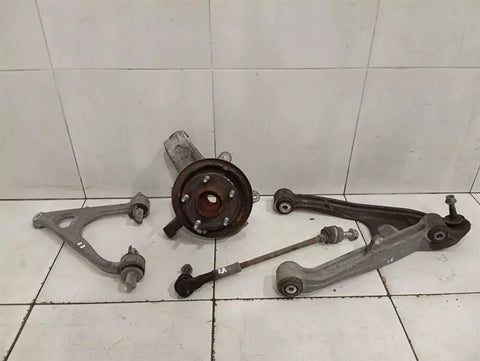 Chevrolet Corvette C6 Z06 Right Rear Hub 88965637 Wheel Bearing Case Rear Right