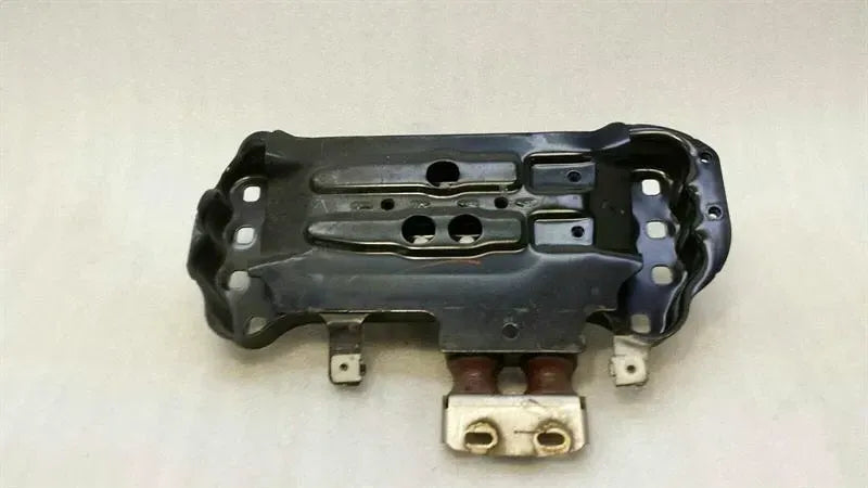 Mercedes CLS W218 W212 Gearbox Mount A2122403802 Gearbox Mount