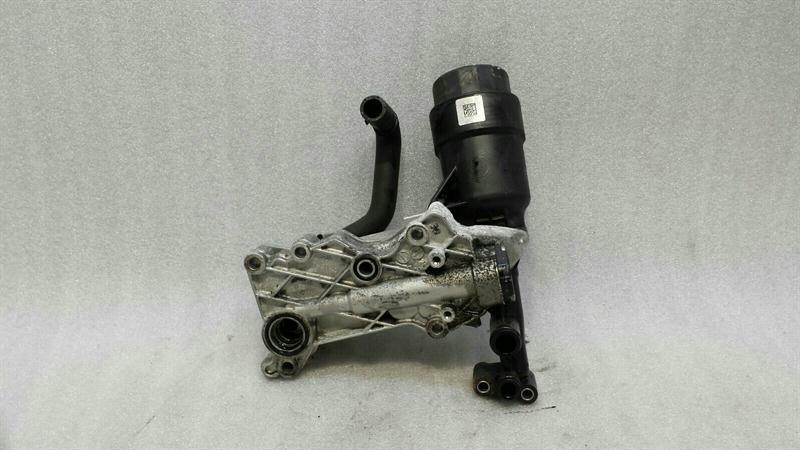 Mercedes CLS W218 oil filter housing A6511801310 oil cooler holder OM651