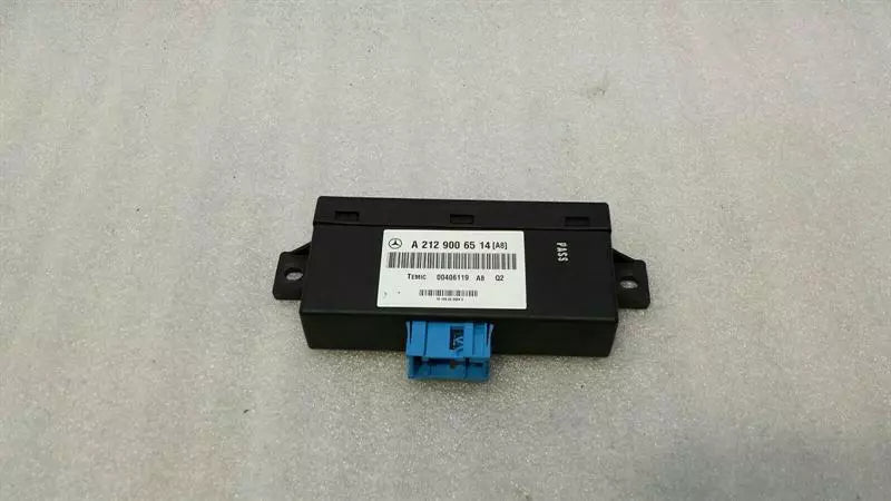 Mercedes CLS W218 Suspension Level Sensor A2129006514 Air Suspension Control Unit