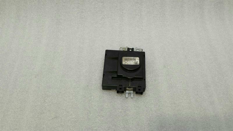 Mercedes CLS W218 Aerial / Antenna Amplifier A2189054001 Antenna