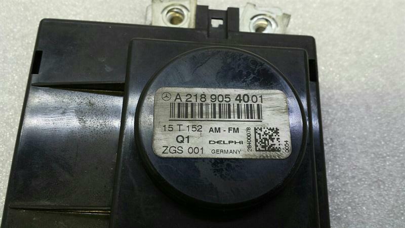 Mercedes CLS W218 Aerial / Antenna Amplifier A2189054001 Antenna