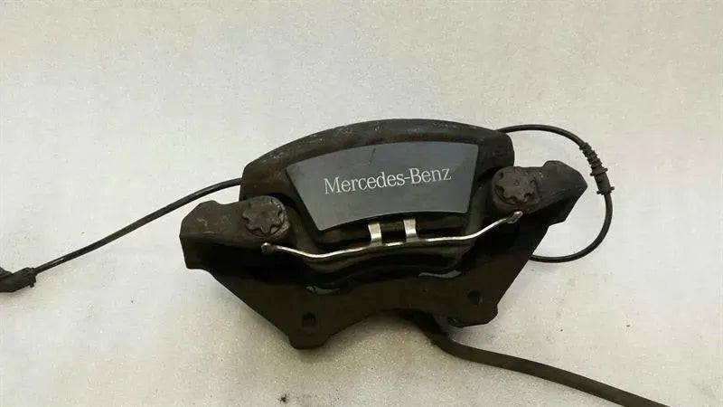 Mercedes CLS W218 W204 right front caliper A2044213681 caliper front right