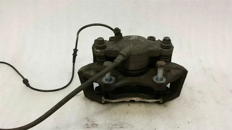 Mercedes CLS W218 W204 right front caliper A2044213681 caliper front right