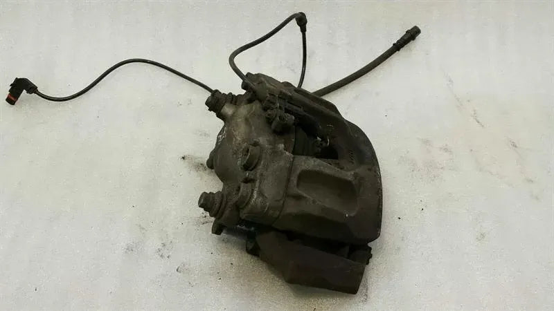Mercedes CLS W218 W204 right front caliper A2044213681 caliper front right