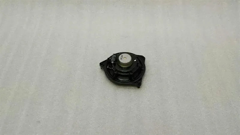 Mercedes C Class W205 W222 W217 Speaker A2228200202 Loudspeakers