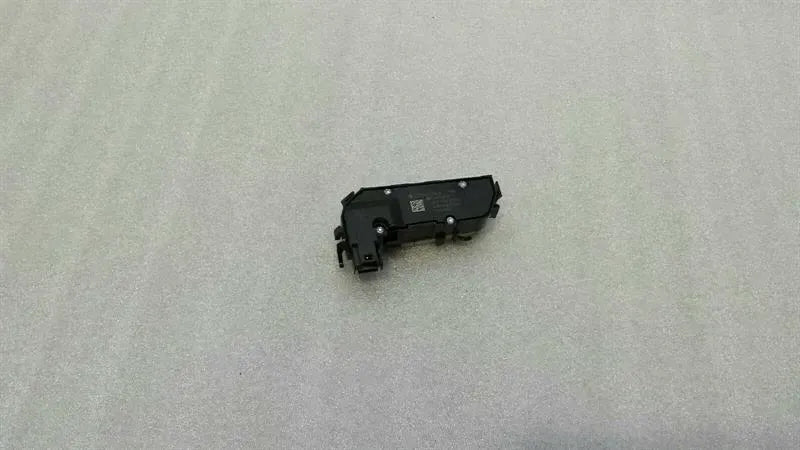 Mercedes C Class W205 Left Seat Heated Switch A2059050004 Seat Heater Switch