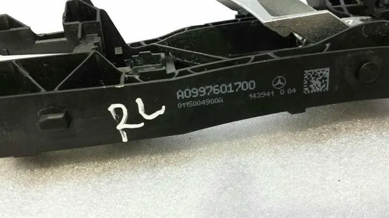 Mercedes C Class W205 RLH Door Handle Carrier A0997601700 Door Handle Carrier HL