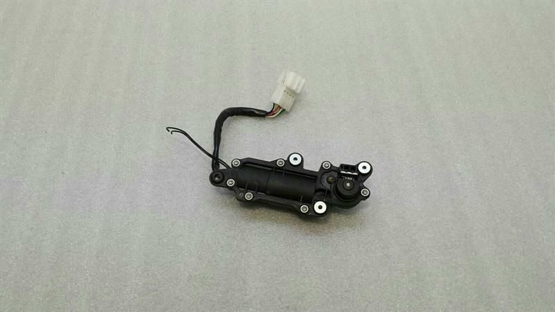 MERCEDES C Class W205 Right Sunblind Motor A2059063800 Drive Rear Roller Blind Right