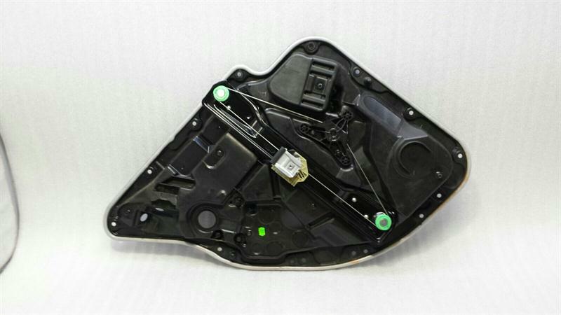 Mercedes C Class W205 RRH Door Winder A2057308004 Window Regulator Rear Right c