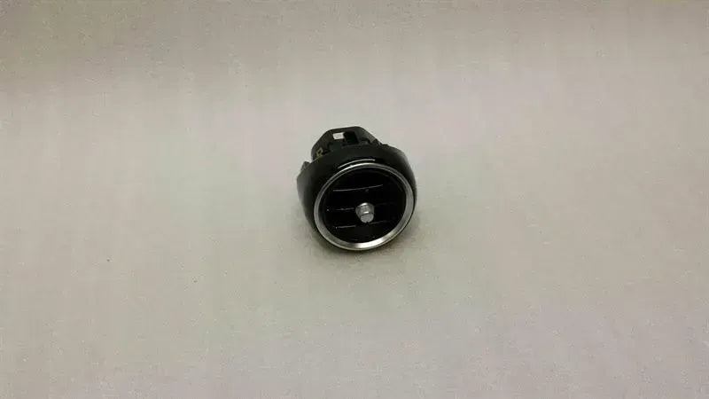 Mercedes C Class W205 RHD Right Air Vent A2058301200 Right Hand Drive