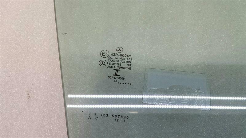 Mercedes C Class W205 FRH Door Glass A2057250110 Door Window Front Right VR RE
