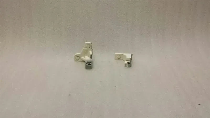 Mercedes C Class W205 Front Right Door Hinge A2057200237 Door Hinge