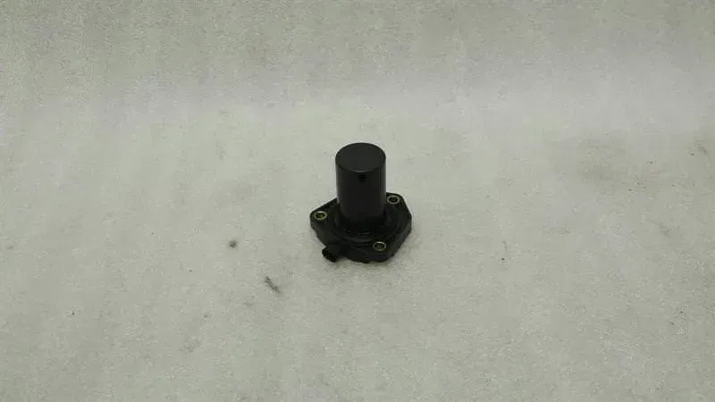 Mercedes C Class W205 Oil Level Sensor A6511530132 Oil Level Sensor Oil OM651