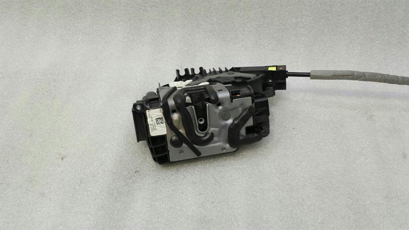 Mercedes C Class W205 RLH Door Lock A0997304100 Door Lock Rear Left