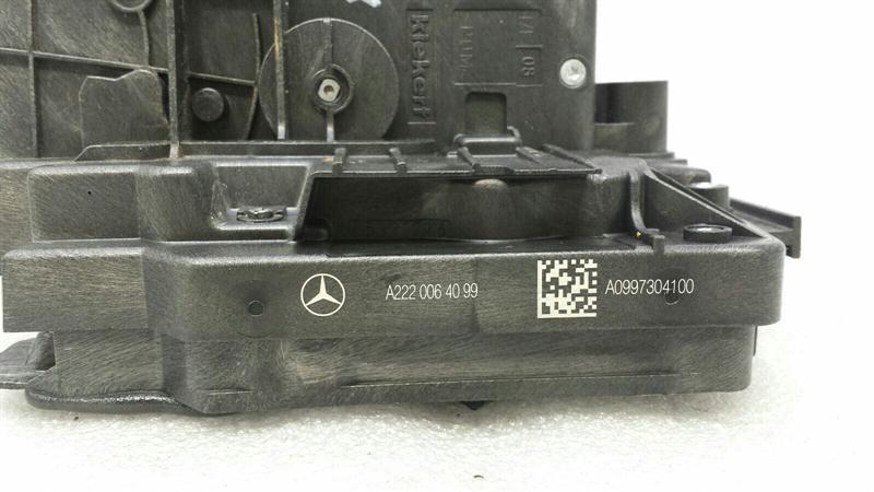 Mercedes C Class W205 RLH Door Lock A0997304100 Door Lock Rear Left
