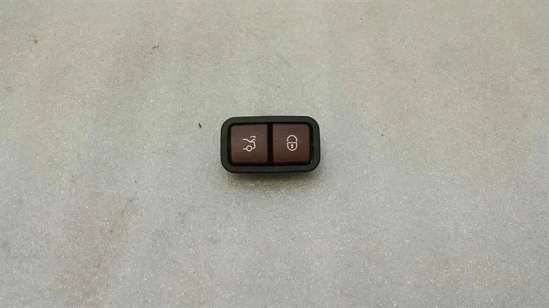 Mercedes C Class W205 Boot Switch A2208211479 Tailgate Switch