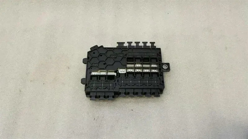 Mercedes C Class W205 Fuse Box A2055402850 Fuse Box OM651 Diesel