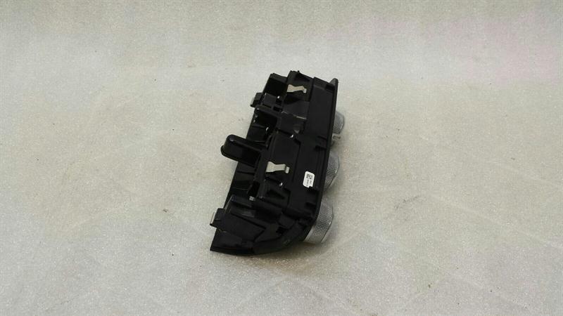 Audi S1 8X Car Climate Control 8XA820043 Climate Control Panel