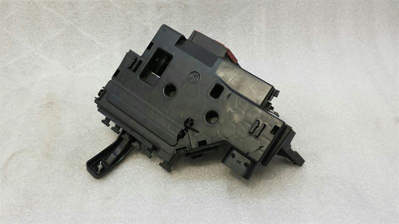 Mercedes C Class W205 Fuse Box A2055402250 Fuse Box C220