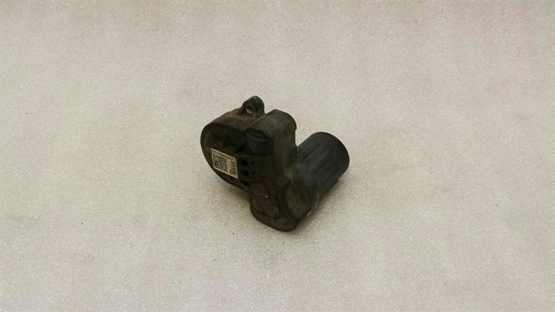 VOLKSWAGEN GOLF GTD 5G Park Brake Engine 5Q0615406BR ACTUATOR PARKING BRAKE RIGHT