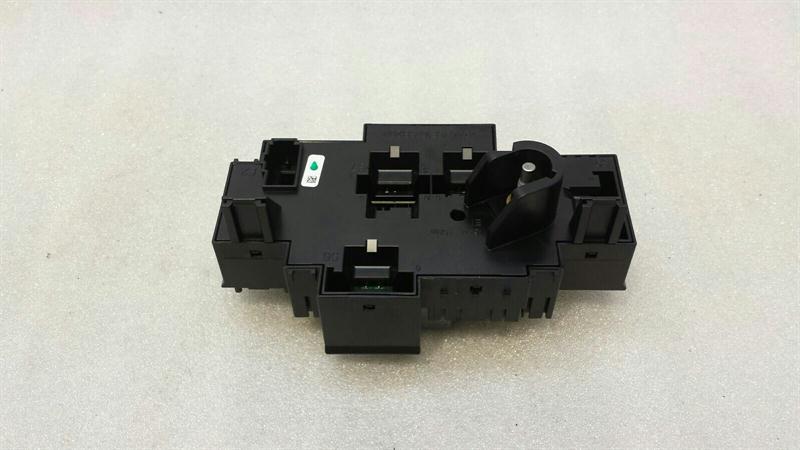Mercedes C Class W205 W222 Fuse Box A2229063202 Fuse Box