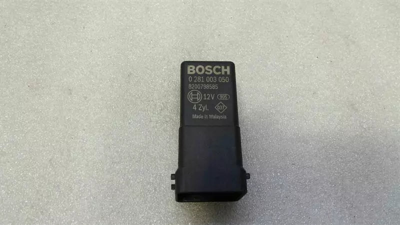 Mercedes C Class W205 Relay 8200798585 Relay