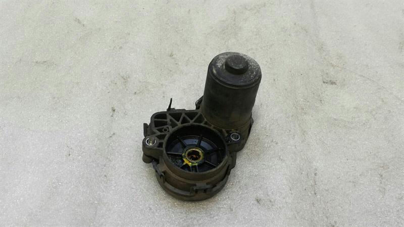MERCEDES C CLASS W205 PARK BRAKE ENGINE A0009061303 ACTUATOR PARKING BRAKE RIGHT