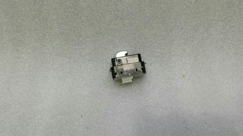 Mercedes C Class W205 Window Switch A2229062203 Switch Window Regulator