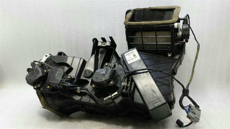 Dodge Viper SRT-10 8.3 A/C Unit Case 05093237AB A/C Housing
