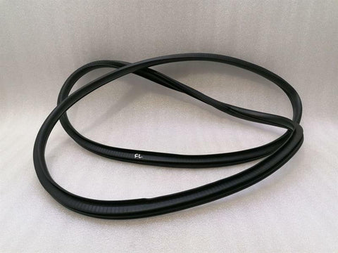 JEEP GRAND CHEROKEE WW2 MK4 Front Left Door Seal 5399213AE Front Door Seals