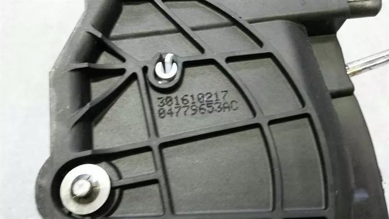 Dodge Charger LX Gear selector 04779653AC shift gate