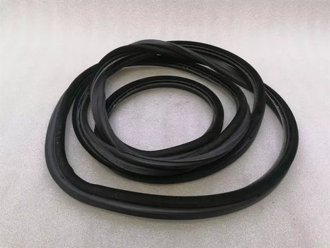 ROLLS ROYCE PHANTOM MK7 VII 7 Boat Lid Seal 51717040735 Tailgate Seals