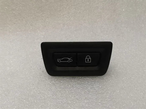 ROLLS ROYCE GHOST SERIES II 2 Boat Lid Switch 9302261 Tailgate Switch