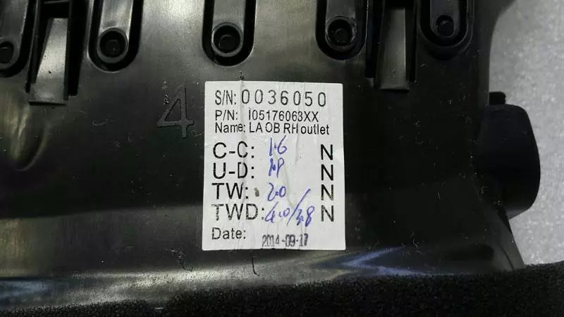 DODGE CHALLENGER SRT Air Vent 05176063XX Vent Nozzle Vent Grille Right