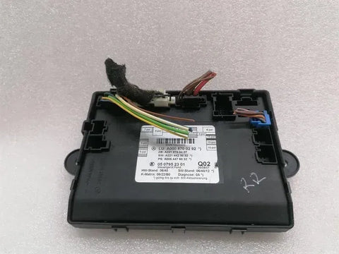 Mercedes S-Class W221 Rear Door Module A0008700292 Rear Door Control Unit