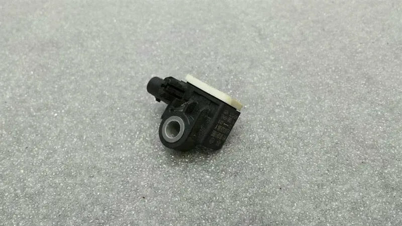 Dodge Charger LX LD Crash Sensor A1668210151 Impact Sensor SRS