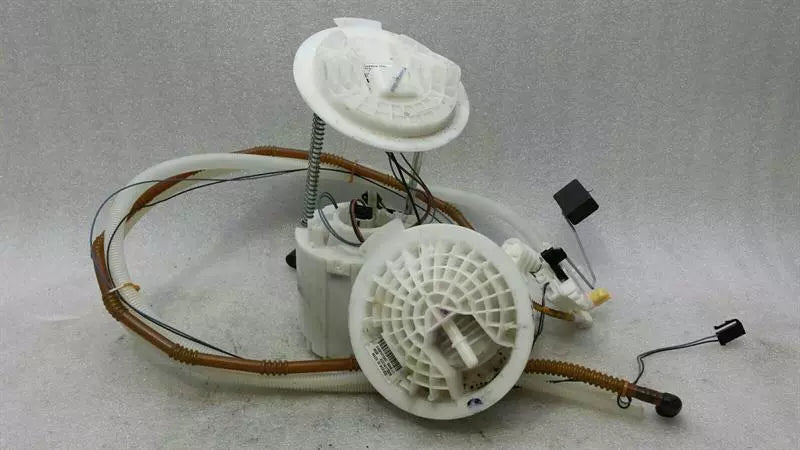 Dodge Charger 6.4 V8 Fuel Pump Electric 68047333AB Fuel Pump 04581410AC