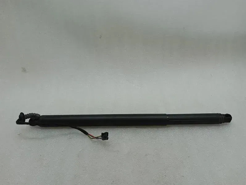 Ferrari GTC4 Lusso F151m boat lid strut 88037300 gas pressure spring gas pressure damper