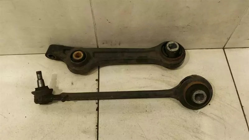Dodge Charger LX LD Right Front Wishbone Pair 5168389AB Front Right Wishbone